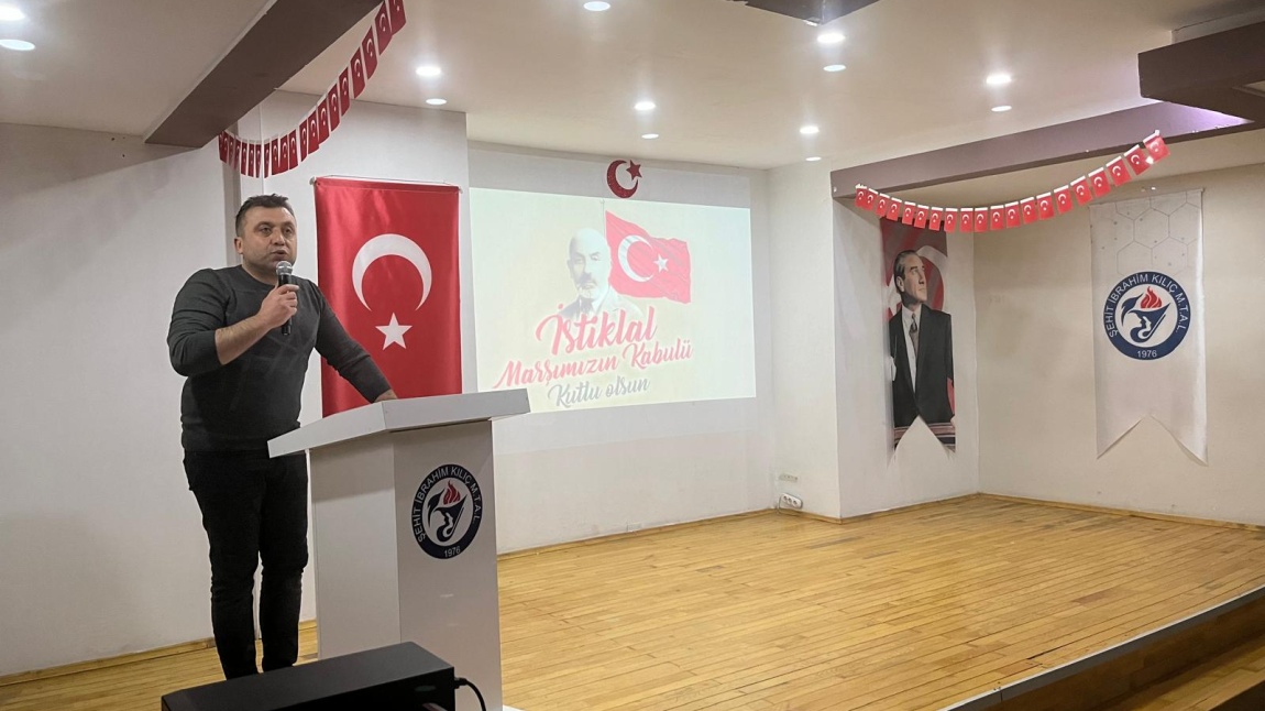 Şehit İbrahim Kılıç MTAL Milli Şairimiz Mehmet Akif'i Unutmadı.